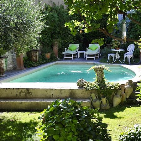 Les Saisons Bed & Breakfast Villeneuve-les-Avignon Bagian luar foto
