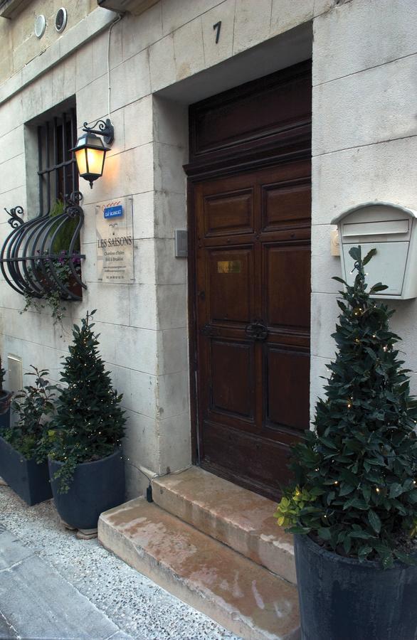 Les Saisons Bed & Breakfast Villeneuve-les-Avignon Bagian luar foto